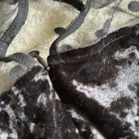 Eva Franco top velvet with the vet polkadots on the sleeves - Picture 4 of 5